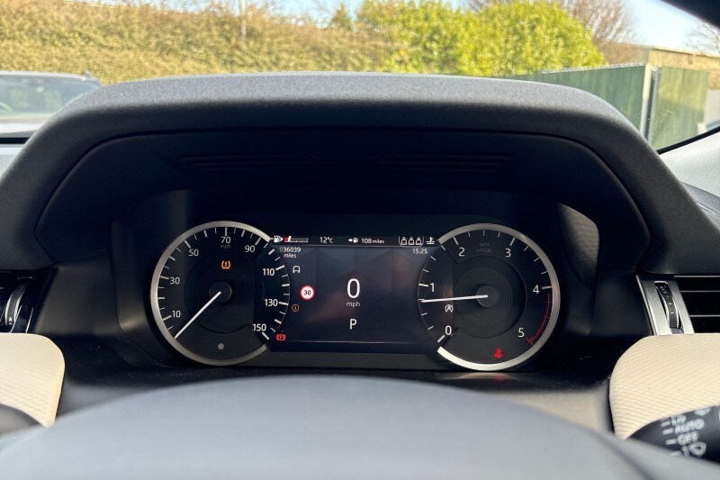 Used Land Rover Discovery Sport 2022 for sale - 77945581: Photo 16