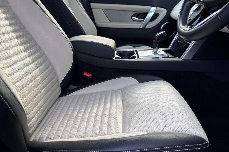 Used Land Rover Discovery Sport 2022 for sale - 77945581: Photo 26