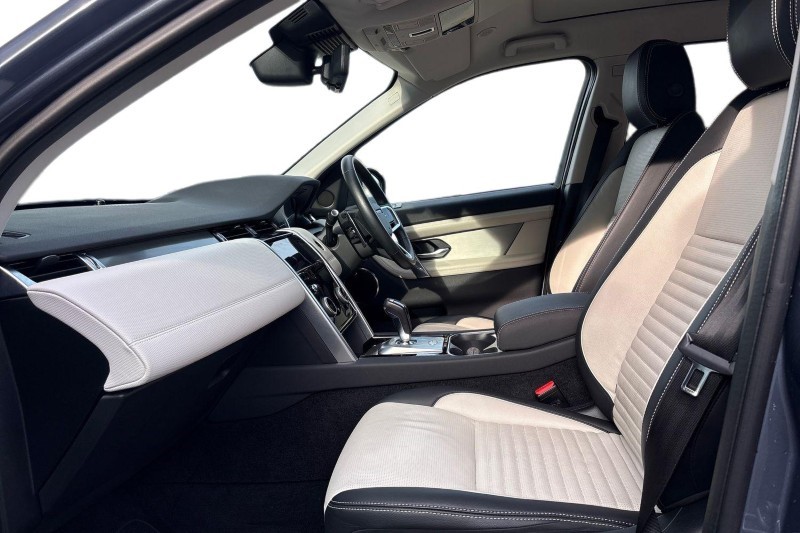Used Land Rover Discovery Sport 2022 for sale - 77945581: Photo 3