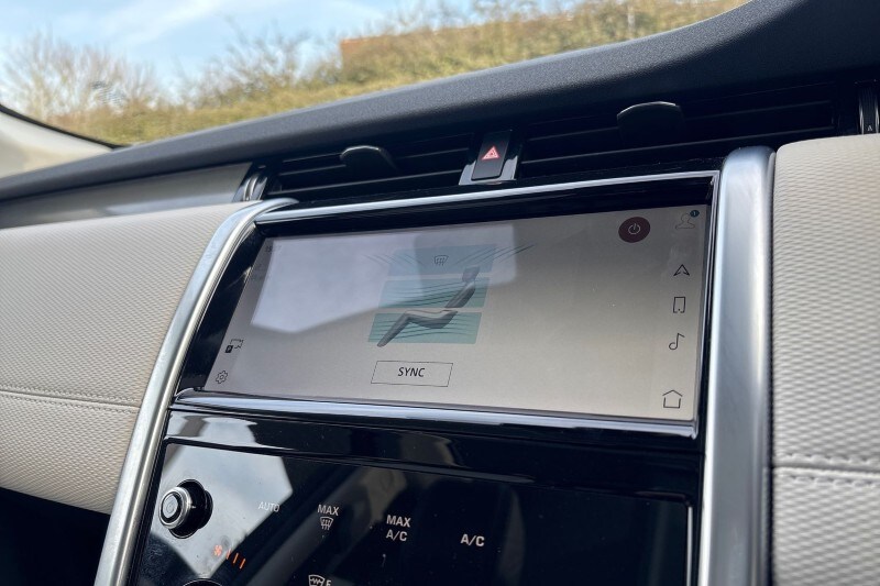 Used Land Rover Discovery Sport 2022 for sale - 77945581: Photo 35