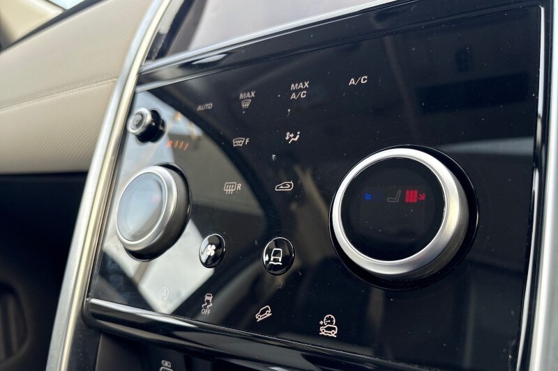 Used Land Rover Discovery Sport 2022 for sale - 77945581: Photo 37