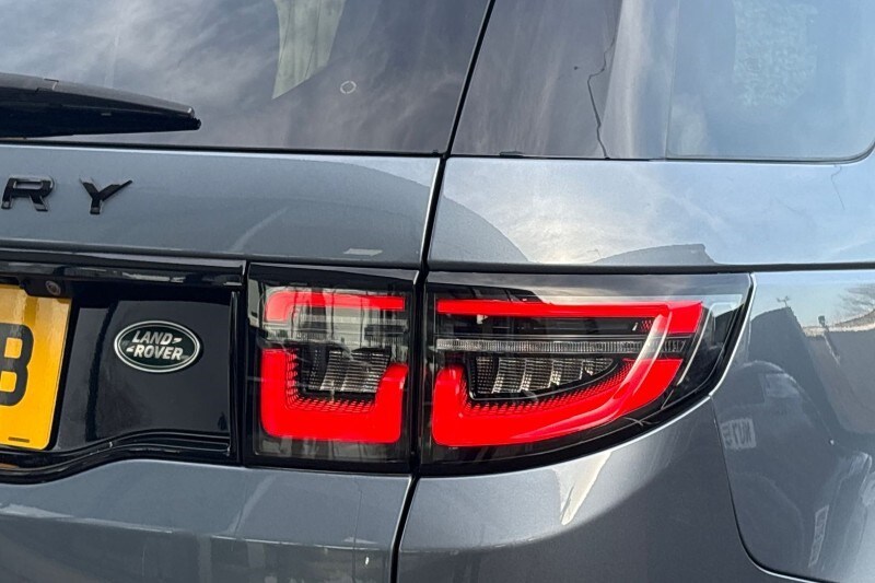 Used Land Rover Discovery Sport 2022 for sale - 77945581: Photo 51