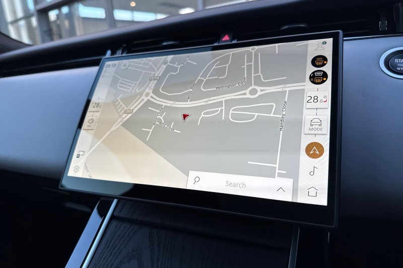 Used Land Rover Range Rover Evoque 2024 for sale - 77005505: Photo 11