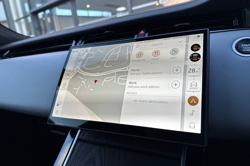 Used Land Rover Range Rover Evoque 2024 for sale - 77005505: Photo 32