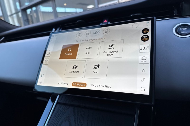 Used Land Rover Range Rover Evoque 2024 for sale - 77005505: Photo 36