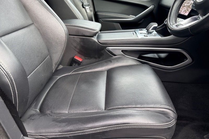 Used Jaguar F-Pace 2021 for sale - 76981510: Photo 25