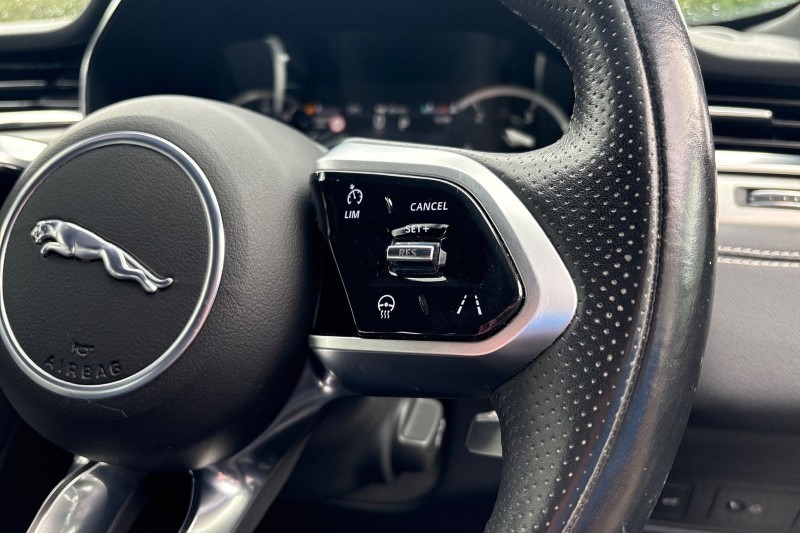 Used Jaguar F-Pace 2021 for sale - 76981510: Photo 29