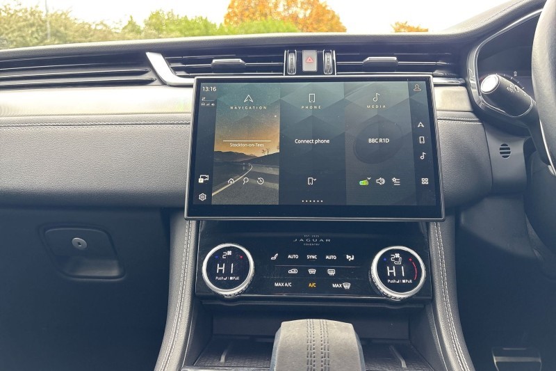 Used Jaguar F-Pace 2023 for sale - 76981638: Photo 14