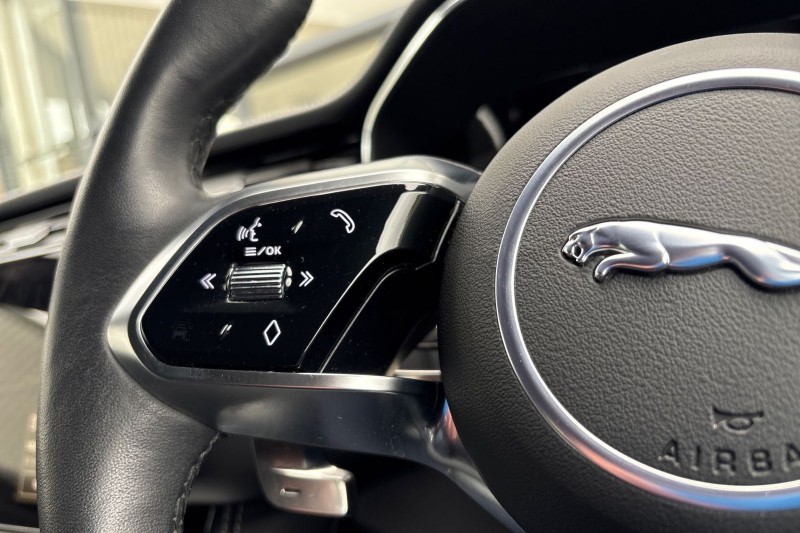 Used Jaguar F-Pace 2023 for sale - 76981638: Photo 29