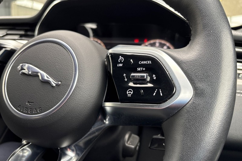 Used Jaguar F-Pace 2023 for sale - 76981638: Photo 30