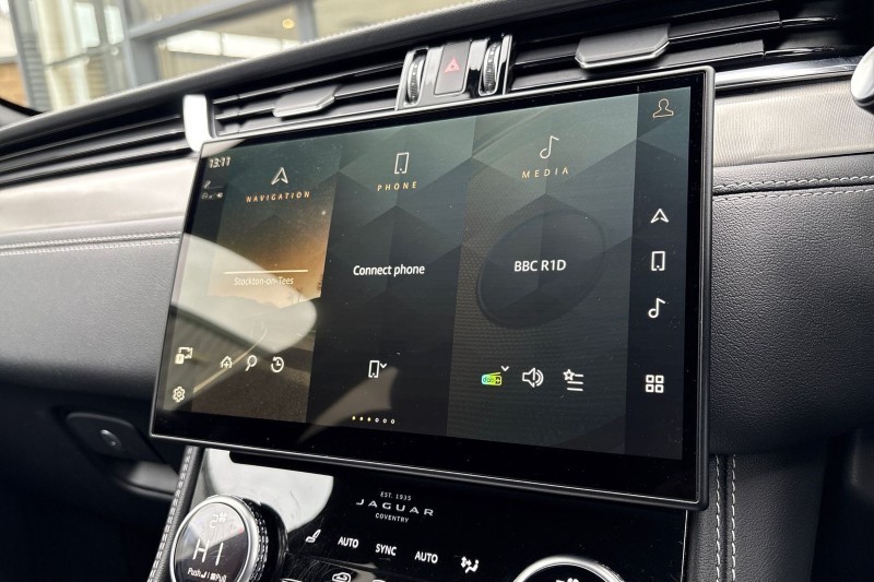 Used Jaguar F-Pace 2023 for sale - 76981638: Photo 31