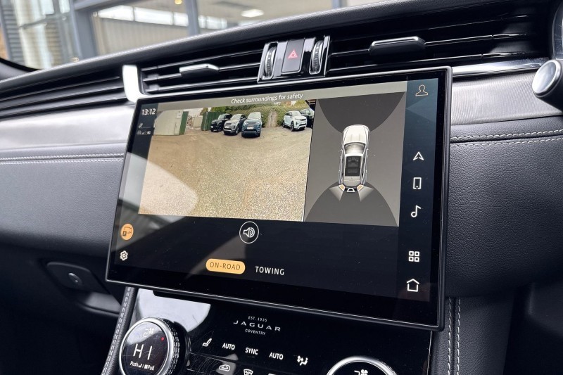 Used Jaguar F-Pace 2023 for sale - 76981638: Photo 33