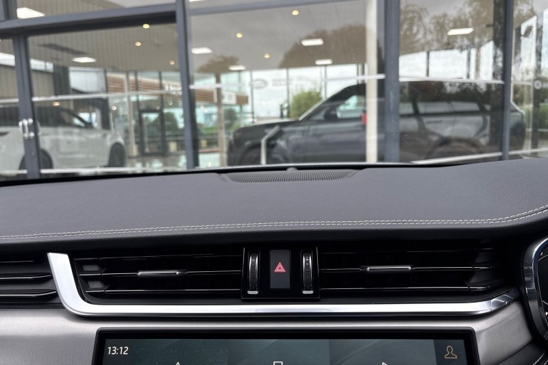 Used Jaguar F-Pace 2023 for sale - 76981638: Photo 38