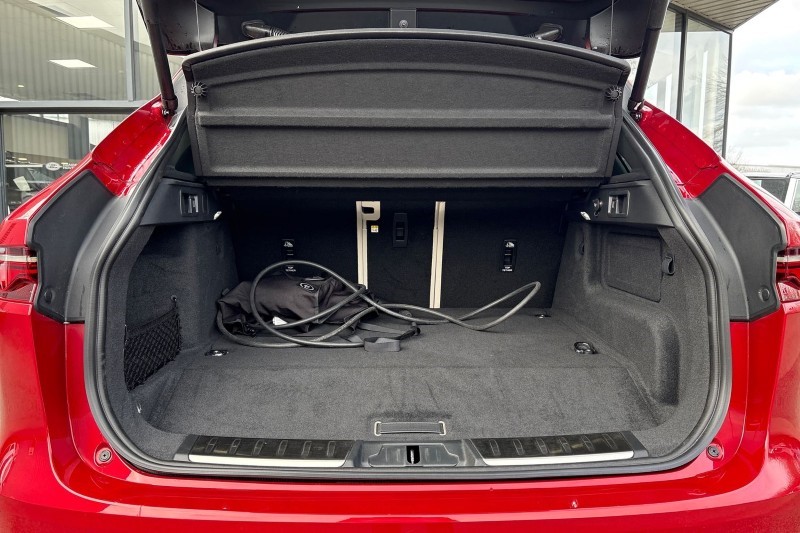 Used Jaguar F-Pace 2024 for sale - 77690991: Photo 10