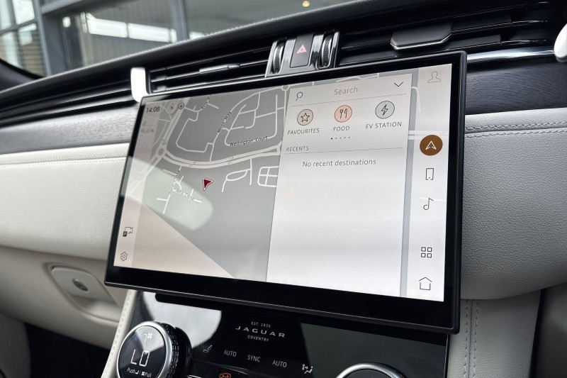 Used Jaguar F-Pace 2024 for sale - 77690991: Photo 11