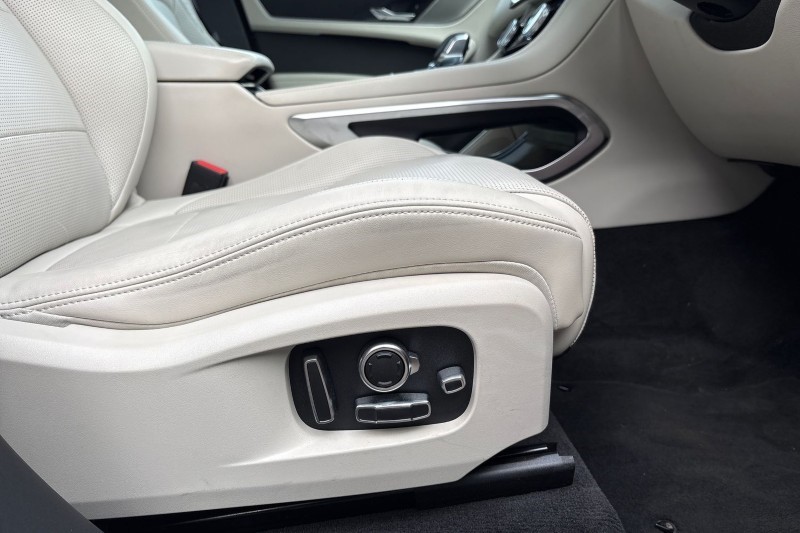 Used Jaguar F-Pace 2024 for sale - 77690991: Photo 24