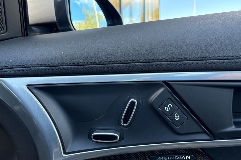 Used Jaguar F-Type 2019 for sale - 77001371: Photo 24