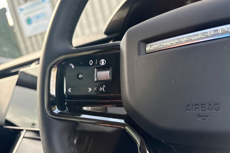 Used Land Rover Range Rover Velar 2025 for sale - 76980829: Photo 29