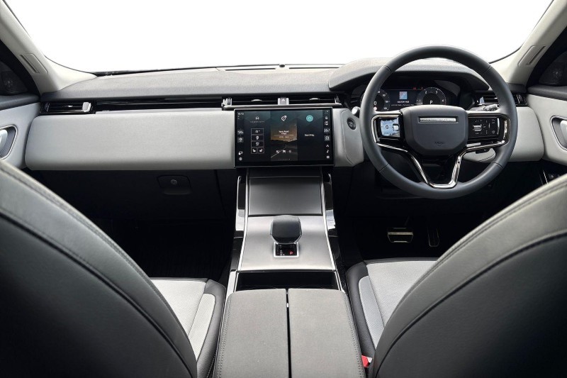 Used Land Rover Range Rover Velar 2025 for sale - 76980829: Photo 9