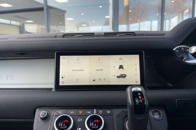 Used Land Rover Defender 2023 for sale - 77225310: Photo 14