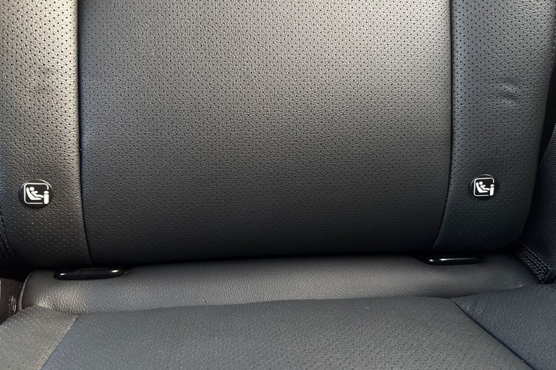 Used Land Rover Defender 2023 for sale - 77225310: Photo 40