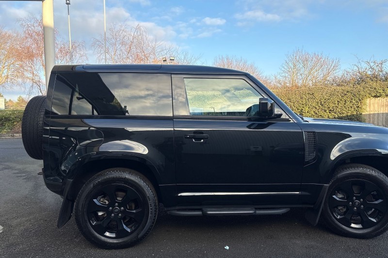 Used Land Rover Defender 2023 for sale - 77225310: Photo 54