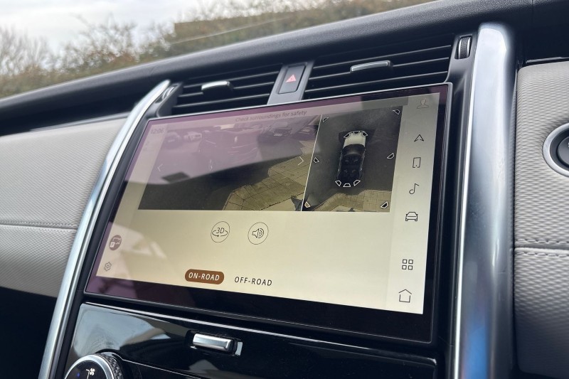 Used Land Rover Discovery 2022 for sale - 76982023: Photo 32