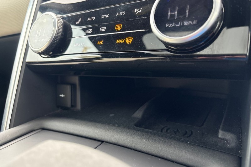 Used Land Rover Discovery 2022 for sale - 76982023: Photo 38