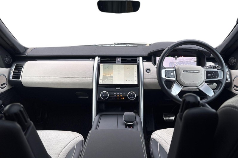 Used Land Rover Discovery 2022 for sale - 76982023: Photo 9