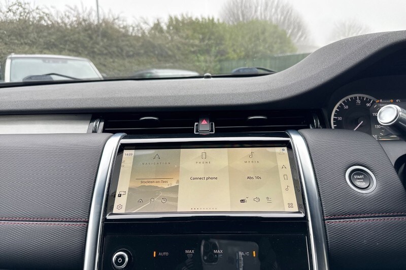 Used Land Rover Discovery Sport 2021 for sale - 77353901: Photo 14