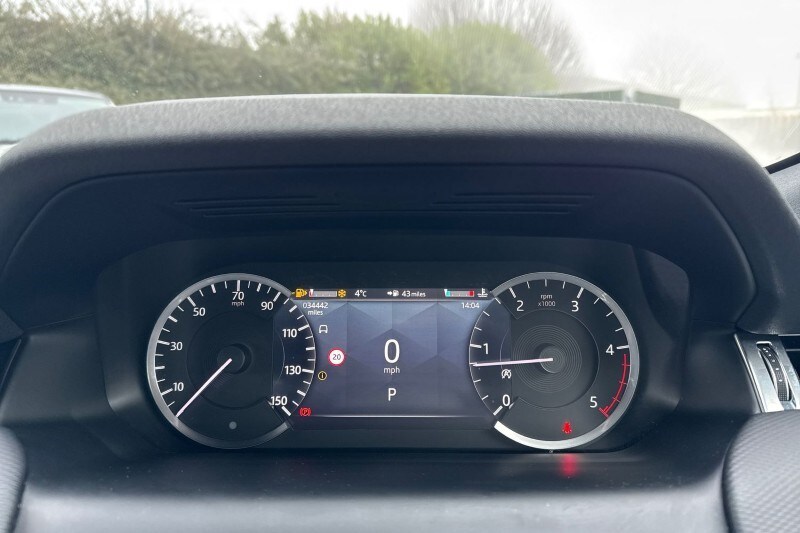 Used Land Rover Discovery Sport 2021 for sale - 77353901: Photo 16