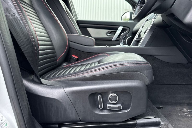 Used Land Rover Discovery Sport 2021 for sale - 77353901: Photo 24