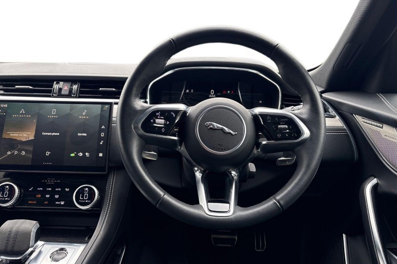 Used Jaguar F-Pace 2024 for sale - 77803979: Photo 15