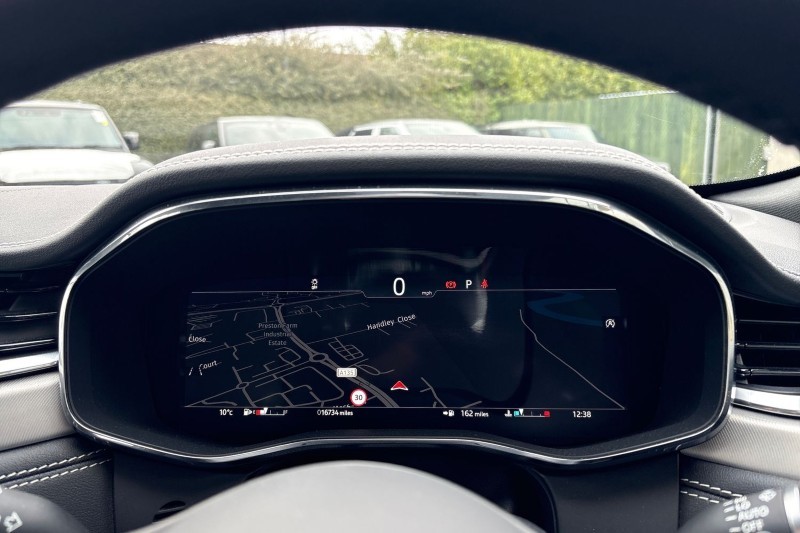 Used Jaguar F-Pace 2024 for sale - 77803979: Photo 16