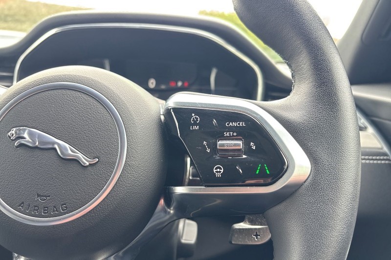 Used Jaguar F-Pace 2024 for sale - 77803979: Photo 30