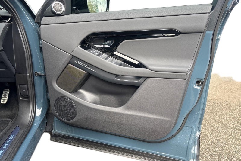 Used Land Rover Range Rover Evoque 2025 for sale - 78081233: Photo 22