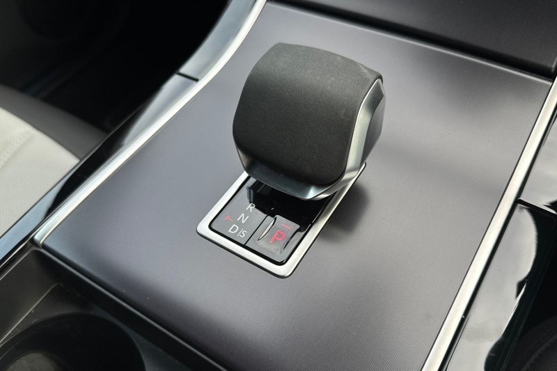 Used Land Rover Range Rover Evoque 2025 for sale - 77945594: Photo 13