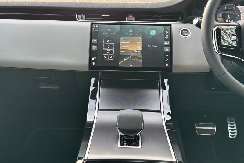 Used Land Rover Range Rover Evoque 2025 for sale - 77945594: Photo 14