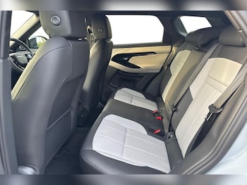 Used Land Rover Range Rover Evoque 2025 for sale - 77945594: Photo