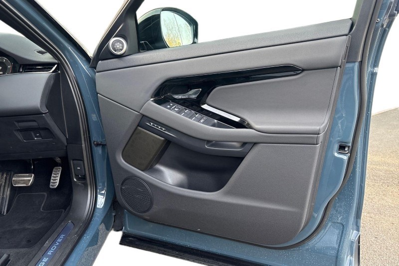 Used Land Rover Range Rover Evoque 2025 for sale - 77973651: Photo 22