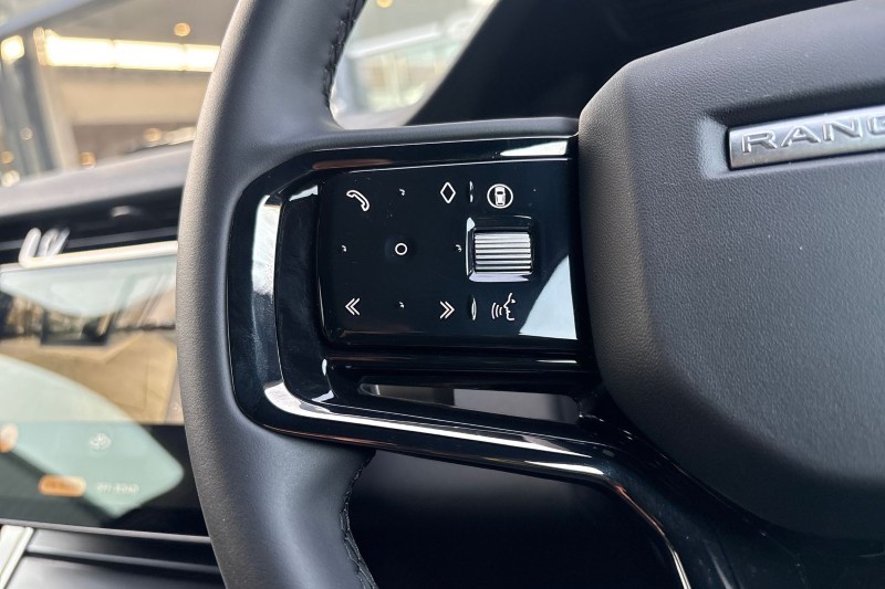 Used Land Rover Range Rover Evoque 2025 for sale - 77973651: Photo 28