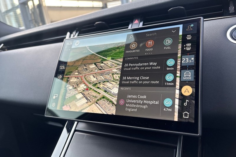 Used Land Rover Range Rover Evoque 2025 for sale - 77973651: Photo 31