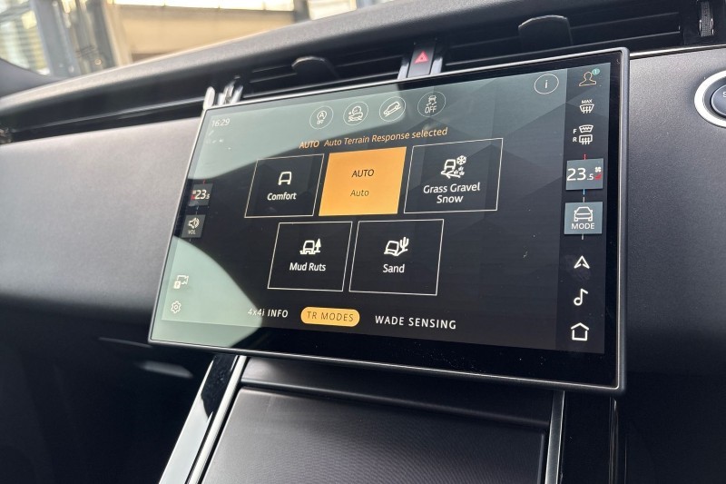 Used Land Rover Range Rover Evoque 2025 for sale - 77973651: Photo 39