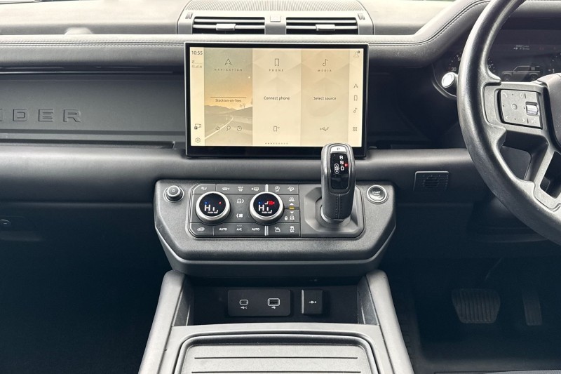 Used Land Rover Defender 2022 for sale - 76981077: Photo 14