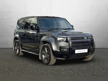 Used Land Rover Defender 2022 for sale - 76981077: Photo
