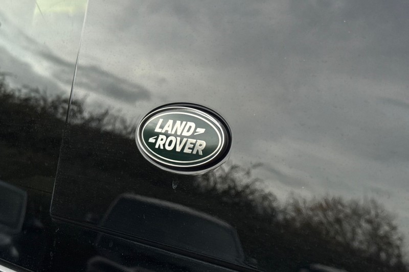 Used Land Rover Defender 2022 for sale - 76981077: Photo 44