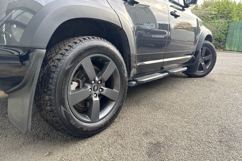 Used Land Rover Defender 2022 for sale - 76981077: Photo 46