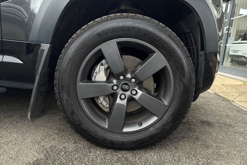 Used Land Rover Defender 2022 for sale - 76981077: Photo 8