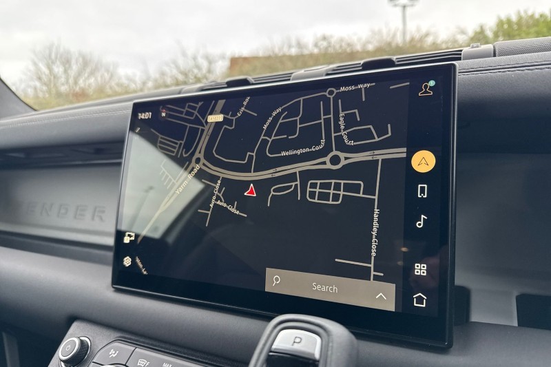 Used Land Rover Defender 2024 for sale - 77375917: Photo 11