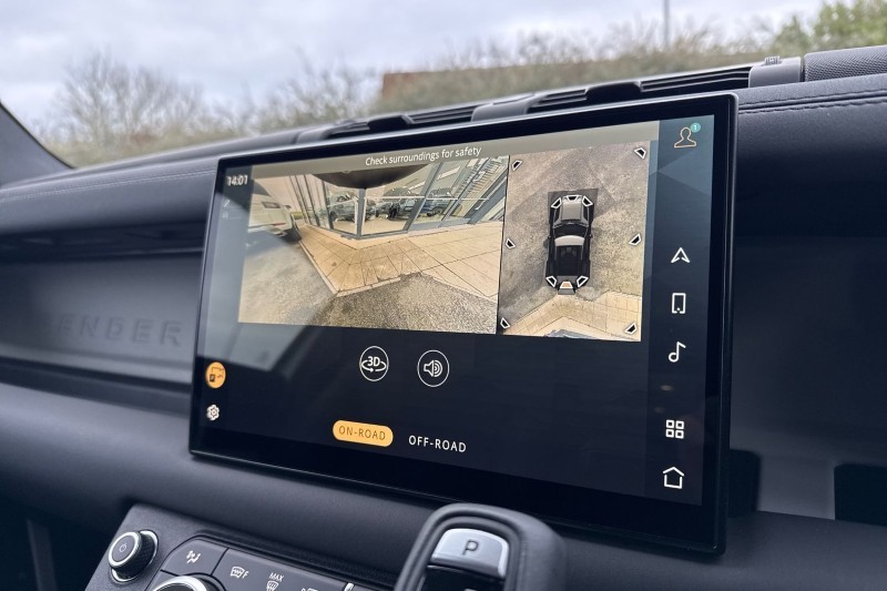 Used Land Rover Defender 2024 for sale - 77375917: Photo 12